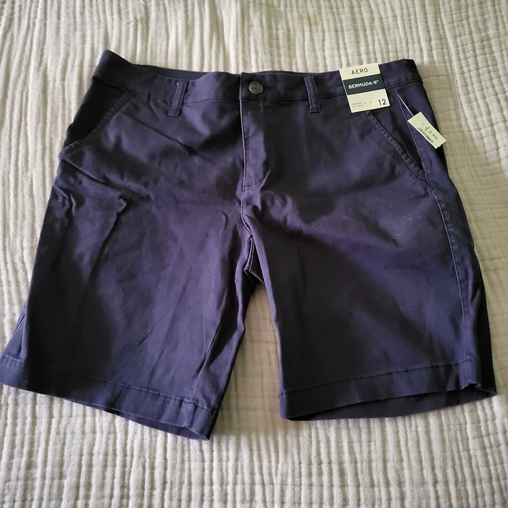 Aero Bermuda Girls Size 12 Blue Shorts 9 inch length - Picture 1 of 6